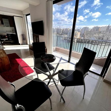 Seafront Meridionale 2Bedroom Apartment San Ġiljan Kültér fotó